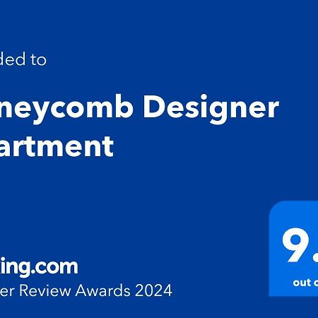 Honeycomb Designer Apartment Сент-Полс-Бей Экстерьер фото